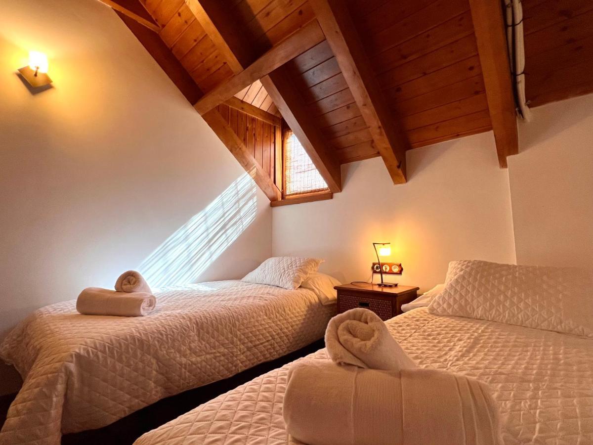 Apartament La Noguera - L'Amfitriona Rialp Exterior photo